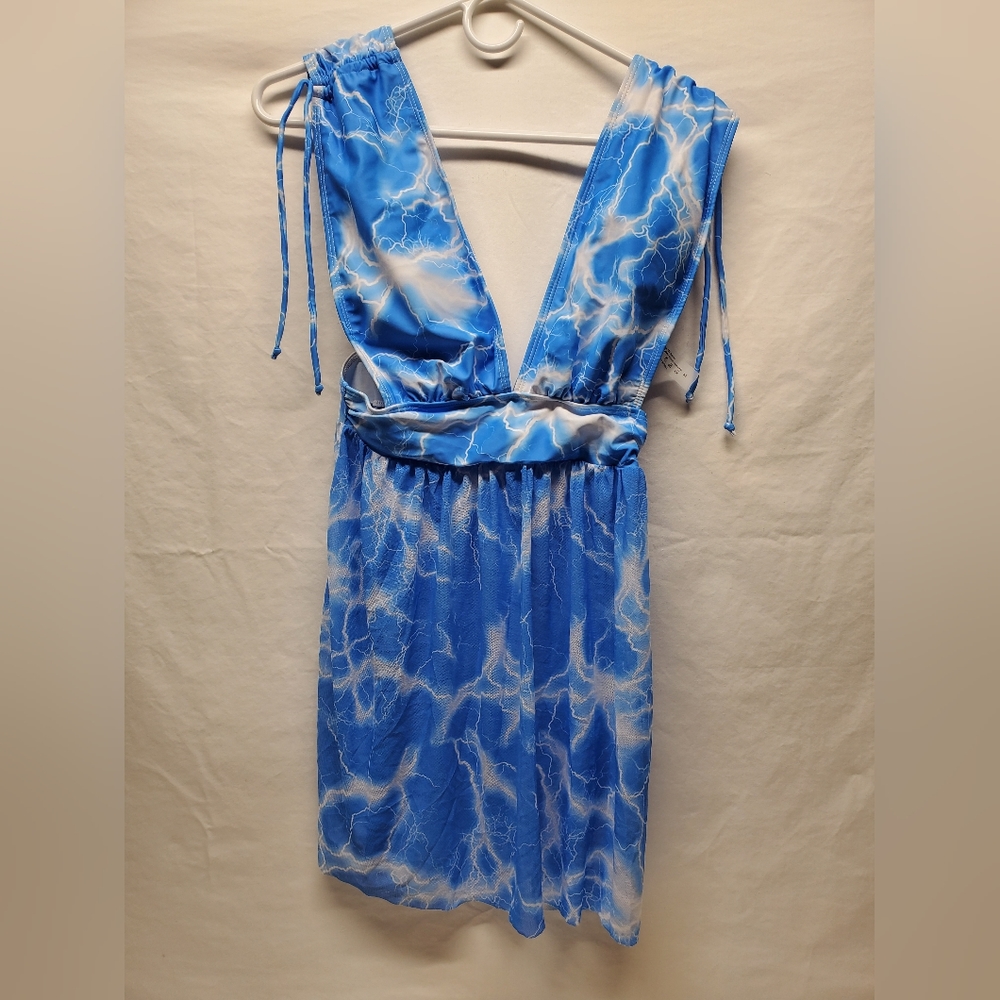 ✨️Nwot Blue Bathing suit top - Picture 1 of 1